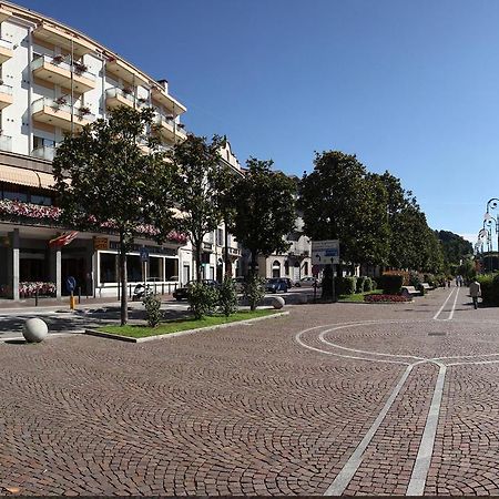 Albergo Miralago Βερμπάνια Εξωτερικό φωτογραφία