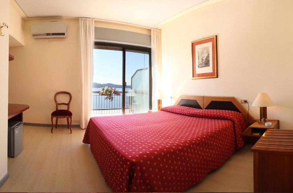 Albergo Miralago Βερμπάνια Δωμάτιο φωτογραφία