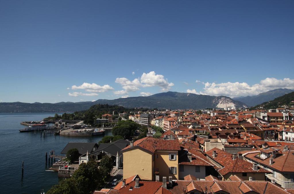 Albergo Miralago Βερμπάνια Εξωτερικό φωτογραφία